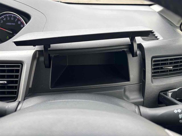 ムーヴ カスタム　Ｘリミテッド　４ＷＤ　ＥＴＣ　バックカメラ　ナビ　ＴＶ　ＨＩＤ　ＬＥＤヘッドランプ　スマートキー　アイドリングストップ　電動格納ミラー　ベンチシート　ＣＶＴ　盗難防止システム　ＡＢＳ　ＣＤ（28枚目）