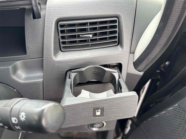 ムーヴ カスタム　Ｘリミテッド　４ＷＤ　ＥＴＣ　バックカメラ　ナビ　ＴＶ　ＨＩＤ　ＬＥＤヘッドランプ　スマートキー　アイドリングストップ　電動格納ミラー　ベンチシート　ＣＶＴ　盗難防止システム　ＡＢＳ　ＣＤ（29枚目）