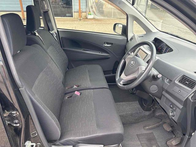 ムーヴ カスタム　Ｘリミテッド　４ＷＤ　ＥＴＣ　バックカメラ　ナビ　ＴＶ　ＨＩＤ　ＬＥＤヘッドランプ　スマートキー　アイドリングストップ　電動格納ミラー　ベンチシート　ＣＶＴ　盗難防止システム　ＡＢＳ　ＣＤ（35枚目）