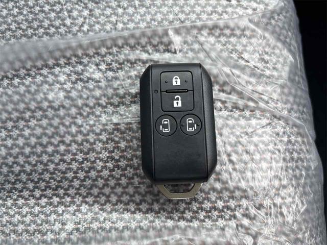 ワゴンRスマイル クリームコーデ 4WD 両側電動スライドドア ナビ TV クリアランスソナー オートクルーズコントロール レーンアシスト 衝突被害軽減システム オートライト LEDヘッドランプ スマートキー アイドリングストップ(30枚目)