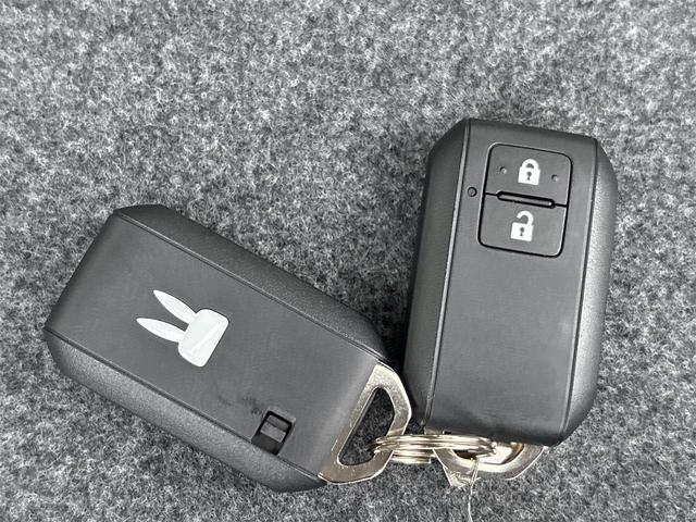 アルトラパン ハイブリッドL 4WD バックカメラ クリアランスソナー レーンアシスト 衝突被害軽減システム オートライト LEDヘッドランプ スマートキー アイドリングストップ 電動格納ミラー シートヒーター ベンチシート(7枚目)