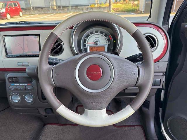 アルトラパンショコラ G 4WD ナビ オートライト スマートキー アイドリングストップ 電動格納ミラー シートヒーター ベンチシート CVT エアコン パワーステアリング パワーウィンドウ(2枚目)