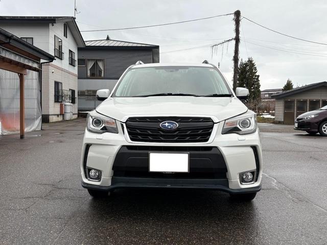 フォレスター Ｓ－リミテッド　４ＷＤ　ドライブレコーダー　オートクルーズコントロール　レーンアシスト　パワーシート　衝突被害軽減システム　ＬＥＤヘッドランプ　電動リアゲート　アルミホイール　スマートキー　アイドリングストップ（11枚目）