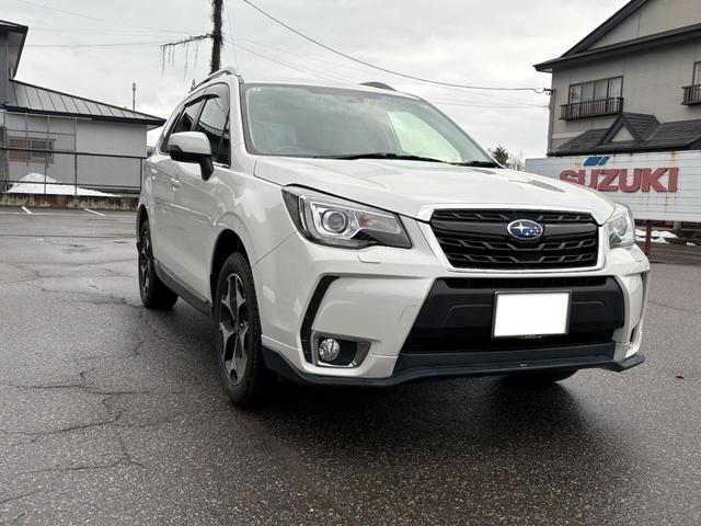 フォレスター Ｓ－リミテッド　４ＷＤ　ドライブレコーダー　オートクルーズコントロール　レーンアシスト　パワーシート　衝突被害軽減システム　ＬＥＤヘッドランプ　電動リアゲート　アルミホイール　スマートキー　アイドリングストップ（12枚目）