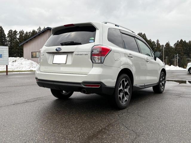 フォレスター Ｓ－リミテッド　４ＷＤ　ドライブレコーダー　オートクルーズコントロール　レーンアシスト　パワーシート　衝突被害軽減システム　ＬＥＤヘッドランプ　電動リアゲート　アルミホイール　スマートキー　アイドリングストップ（15枚目）