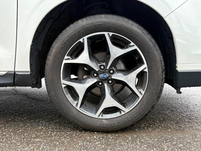 フォレスター Ｓ－リミテッド　４ＷＤ　ドライブレコーダー　オートクルーズコントロール　レーンアシスト　パワーシート　衝突被害軽減システム　ＬＥＤヘッドランプ　電動リアゲート　アルミホイール　スマートキー　アイドリングストップ（19枚目）