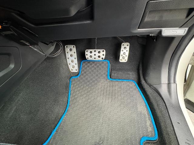 フォレスター Ｓ－リミテッド　４ＷＤ　ドライブレコーダー　オートクルーズコントロール　レーンアシスト　パワーシート　衝突被害軽減システム　ＬＥＤヘッドランプ　電動リアゲート　アルミホイール　スマートキー　アイドリングストップ（50枚目）