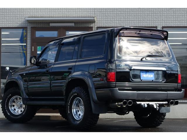 ランドクルーザー80 限定生産台数500台特別仕様車VXリミテッドLパッケージ 3インチリフトアップBFグッドリッジマッドタイヤクリスタルヘッドライトUSコーナーレンズスモークLEDテールガナドールマフラーGD4ソレックスヒッチメンバー社外ナビTVバイパーエンジンスターター(9枚目)