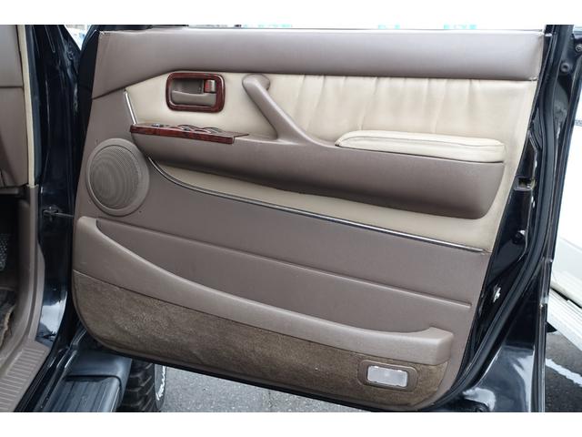 ランドクルーザー80 限定生産台数500台特別仕様車VXリミテッドLパッケージ 3インチリフトアップBFグッドリッジマッドタイヤクリスタルヘッドライトUSコーナーレンズスモークLEDテールガナドールマフラーGD4ソレックスヒッチメンバー社外ナビTVバイパーエンジンスターター(25枚目)