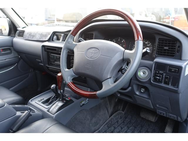 ランドクルーザー８０ 最終型ＶＸＬＴＤディーゼルターボ純黒新品３インチリフトアップ　新品ランチョショックアブソーバー新品クリムソン１７インチモンスターホイール新品ＢＦグッドリッジＡＴタイヤ３１５／７５Ｒ１６新品クリスタルヘッドライト新品ＬＥＤテール新品クリスタルオレンジウインカー（23枚目）