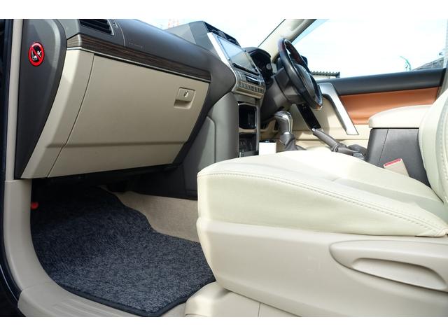 ランドクルーザープラド 西日本仕入ＴＸディーゼルターボ　アルパインビッグエックスナビコンビハンドルルーフラック（44枚目）