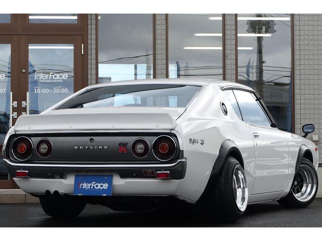 スカイライン 2000GT-X L2.8EGソレックス44タコ足デュアルM 後期型GC111ケンメリ5速マニュアルSSRスピードスター14インチAWクーラーパワステ付きLEDヘッドランプBluetooth接続ナビTV(12枚目)
