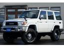 ランドクルーザー70 前後デフロック付5速マニュアル3インチリフトアップ限定復刻車 クロスカントリー16インチAWTOYOTA文字グリル純正ナビTVETCリフトアップ公認 中古車画像_2