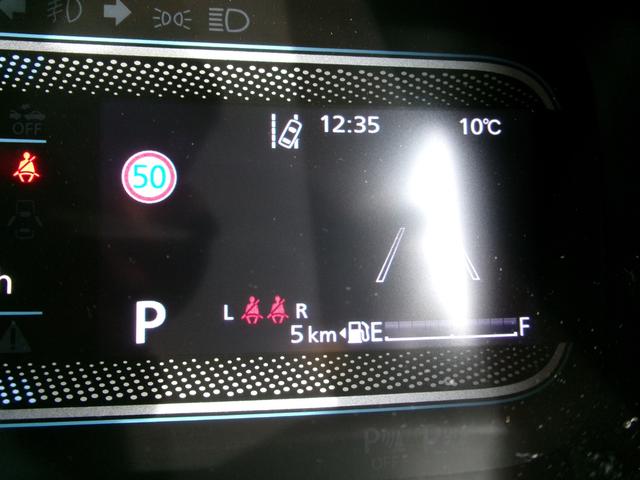 スペーシア ＨＹＢＲＩＤ　Ｇ　オートライト　シートヒーター　スズキセーフティーサポート　ワンオーナー　４ＷＤ　アイドリングストップ　横滑り防止機能　盗難防止システム（15枚目）