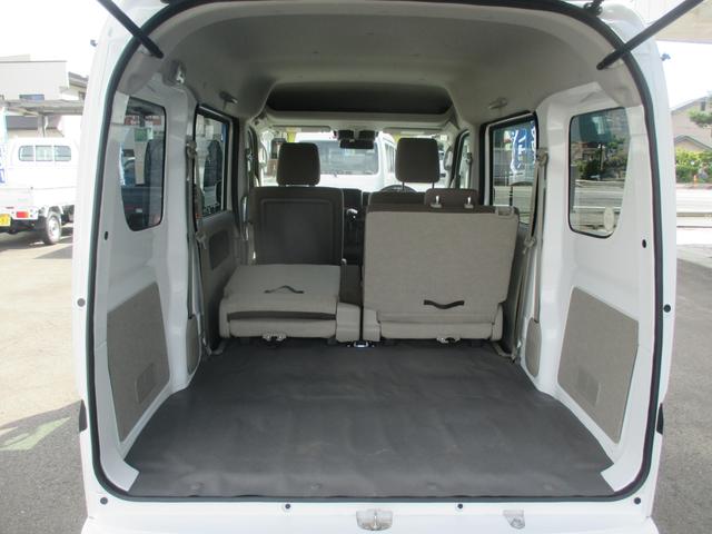 エブリイ ＪＯＩＮ　６型　ＣＶＴ　４ＷＤ　衝突被害軽減ブレーキ　スライドドア　プッシュスタート　シートヒーター　４ＷＤ　衝突被害軽減システム　横滑り防止機能　衝突安全ボディ　盗難防止システム（12枚目）
