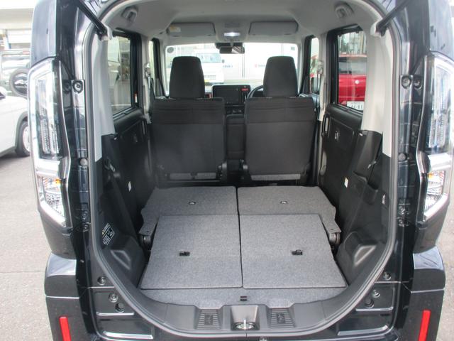 スペーシアカスタム カスタム　ＨＹＢＲＩＤ　ＧＳ　４ＷＤ　衝突被害軽減ブレーキ　純正ナビ　プッシュスタート　シートヒーター　オートエアコン　４ＷＤ　衝突被害軽減システム　アイドリングストップ　横滑り防止機能　衝突安全ボディ　盗難防止システム（13枚目）