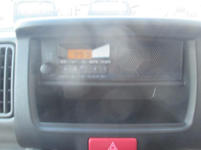 エブリイ ＰＡリミテッド　６型　４ＷＤ　衝突被害軽減ブレーキ　スライドドア　４ＷＤ　衝突被害軽減システム　キーレスエントリー　パワーステアリング　パワーウィンドウ　運転席エアバック　ＡＢＳ（19枚目）