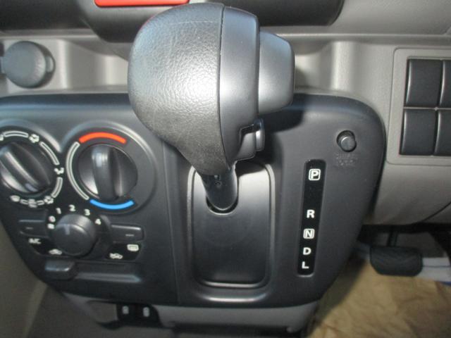 エブリイ ＰＡリミテッド　６型　４ＷＤ　衝突被害軽減ブレーキ　スライドドア　４ＷＤ　衝突被害軽減システム　キーレスエントリー　パワーステアリング　パワーウィンドウ　運転席エアバック　ＡＢＳ（23枚目）