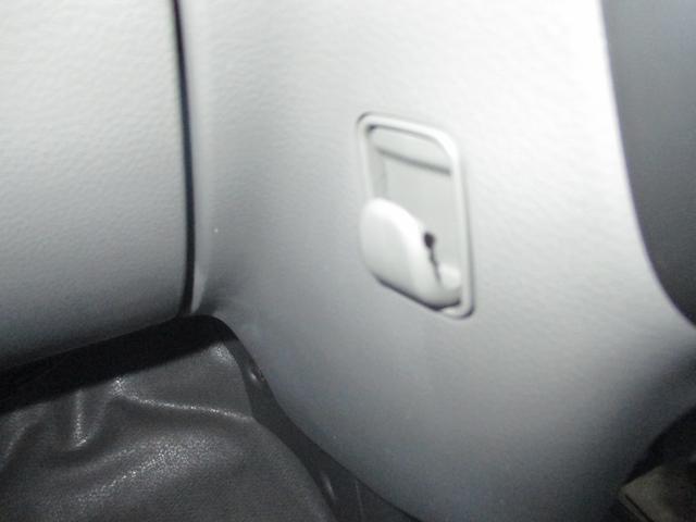 エブリイ ＰＡリミテッド　６型　４ＷＤ　衝突被害軽減ブレーキ　スライドドア　４ＷＤ　衝突被害軽減システム　キーレスエントリー　パワーステアリング　パワーウィンドウ　運転席エアバック　ＡＢＳ（31枚目）