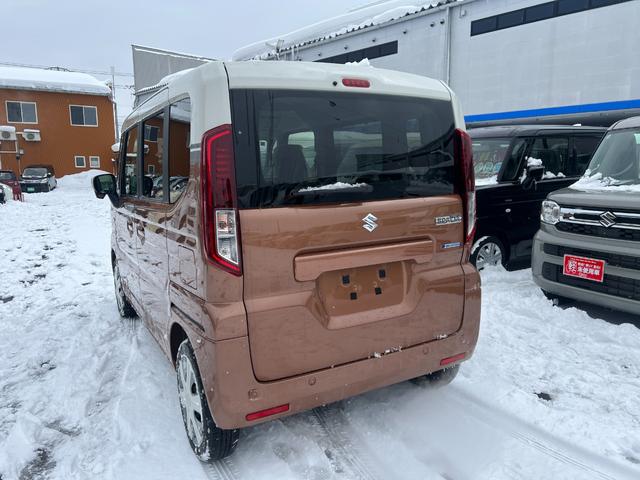 スペーシア ハイブリッドＸ　４ＷＤ　エアコン　パワーステアリング　パワーウィンドウ　盗難防止システム　衝突安全ボディ　衝突被害軽減システム　クリアランスソナー（12枚目）