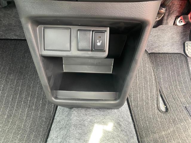アルト 　４ＷＤ　エアコンパワーステアリング　パワーウィンドウ　盗難防止システム　衝突安全ボディ　キーレスエントリー　シートヒーター（41枚目）