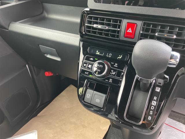タント Ｘ　４ＷＤ　届け出済み未使用車　両側電動スライドドア　クリアランスソナー　レーンアシスト　衝突被害軽減システム　オートライト　ＬＥＤヘッドランプ　スマートキー　アイドリングストップ　電動格納ミラー（11枚目）