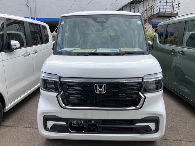 Ｎ－ＢＯＸカスタム ベースグレード　４ＷＤ　届け出済み未使用車　バックカメラ　サイドカメラ　両側スライド・片側電動　クリアランスソナー　オートクルーズコントロール　レーンアシスト　衝突被害軽減システム　オートライト　ＬＥＤヘッドランプ（12枚目）