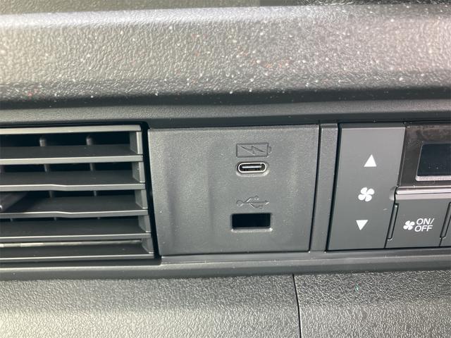 Ｎ－ＢＯＸカスタム ベースグレード　４ＷＤ　届け出済み未使用車　バックカメラ　サイドカメラ　両側スライド・片側電動　クリアランスソナー　オートクルーズコントロール　レーンアシスト　衝突被害軽減システム　オートライト　ＬＥＤヘッドランプ（31枚目）