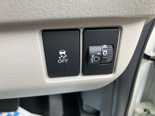 Ｎ－ＢＯＸ ベースグレード　４ＷＤ　届け出済み未使用車　バックカメラ　両側スライド・片側電動　クリアランスソナー　オートクルーズコントロール　レーンアシスト　衝突被害軽減システム　オートライト　ＬＥＤヘッドランプ　スマートキー（6枚目）