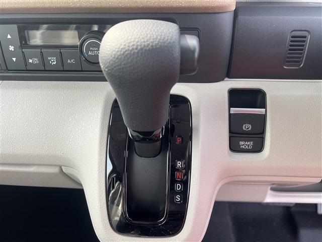 N-BOX ベースグレード(42枚目)