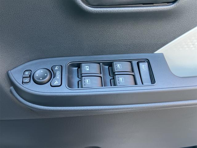 タント Ｌ　４ＷＤ　両側スライドドア　クリアランスソナー　衝突被害軽減システム　オートライト　ＬＥＤヘッドランプ　スマートキー　アイドリングストップ　電動格納ミラー　シートヒーター　ＣＶＴ　盗難防止システム（11枚目）