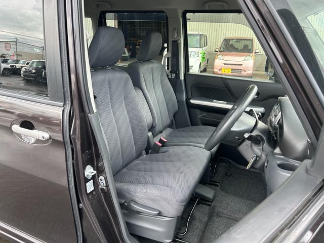 スペーシア Ｘリミテッド　２年保証　４ＷＤ　ＣＶＴ　ナビ　バックカメラ　両側電動スライドドア　ステアリングリモコン　シートヒーター　プッシュスタート（5枚目）