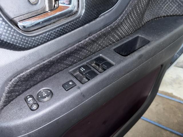 N-WGNカスタム G・ターボパッケージ 2年保証 4WD CVT ターボ ナビ バックカメラ ステアリングリモコン 電動格納ミラー スペアキー プッシュスタート(17枚目)