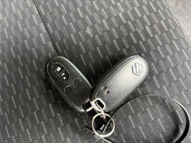 スペーシアカスタム ＴＳ　２年保証　４ＷＤ　ＣＶＴ　ターボ　ナビ　両側電動スライドドア　フォグランプ　シートヒーター　スペアキー　プッシュスタート（18枚目）