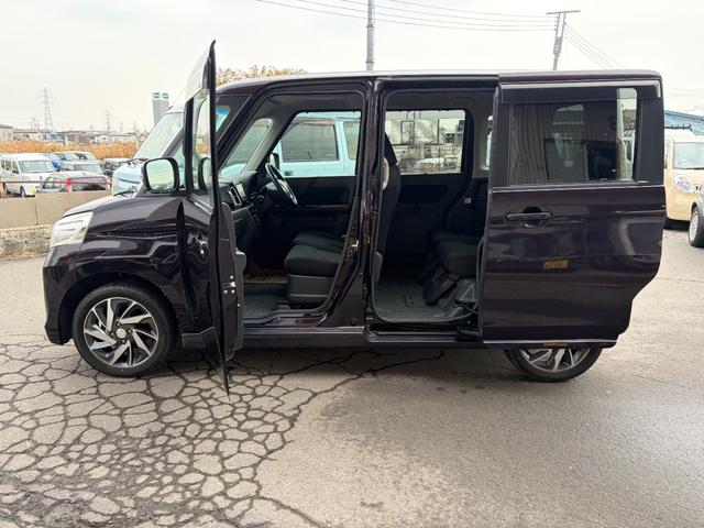 スペーシアカスタム ＴＳ　２年保証　４ＷＤ　ＣＶＴ　ターボ　ナビ　両側電動スライドドア　フォグランプ　シートヒーター　スペアキー　プッシュスタート（26枚目）