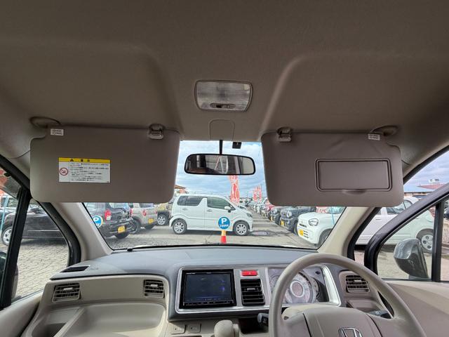 サンバイザーも大きめでサングラスいらず！