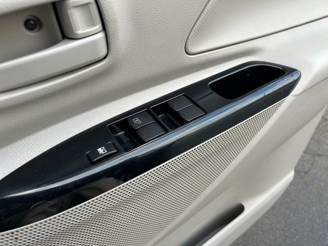 デイズルークス S 2年保証 4WD CVT ナビ 両側スライドドア シートヒーター 電動格納ミラー キーレス(17枚目)