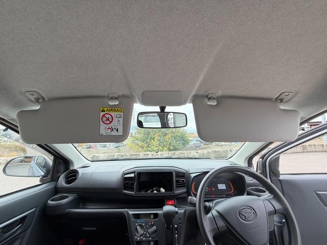 サンバイザーも大きめでサングラスいらず！