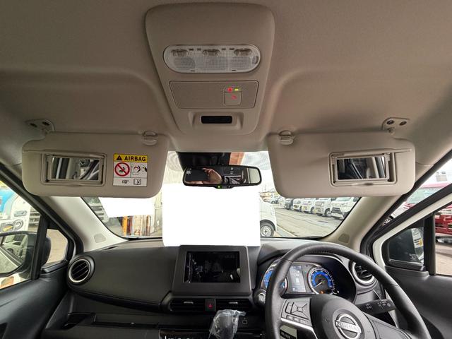 デイズ ハイウェイスター　Ｘ　届出済未使用車　４ＷＤ　ＣＶＴ　アラウンドビューモニター　電動格納ミラー　ステアリングリモコン　スペアキー　プッシュスタート（15枚目）