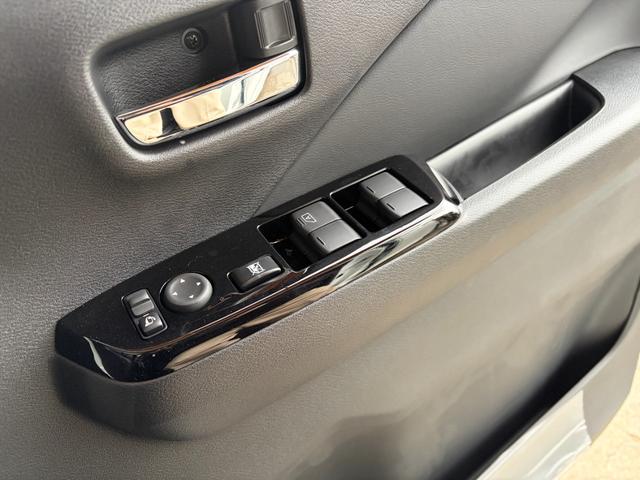 デイズ ハイウェイスター　Ｘ　届出済未使用車　４ＷＤ　ＣＶＴ　アラウンドビューモニター　電動格納ミラー　ステアリングリモコン　スペアキー　プッシュスタート（17枚目）