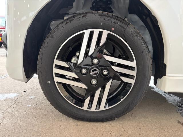 デイズ ハイウェイスター　Ｘ　届出済未使用車　４ＷＤ　ＣＶＴ　アラウンドビューモニター　電動格納ミラー　ステアリングリモコン　スペアキー　プッシュスタート（27枚目）