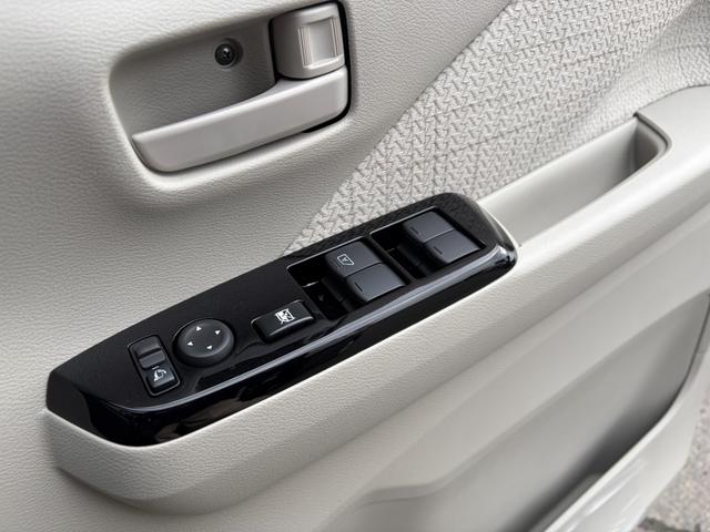 デイズ Ｘ　届出済未使用車　４ＷＤ　ＣＶＴ　ステアリングリモコン　電動格納ミラー　純正アルミホイール　スペアキー　プッシュスタート（15枚目）