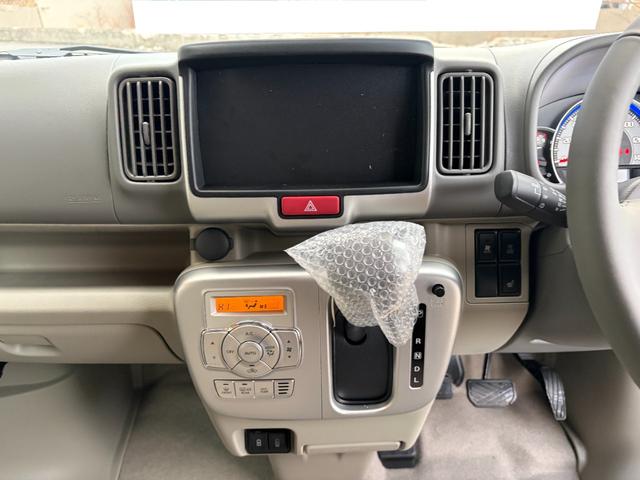 エブリイワゴン ＰＺターボ　届出済未使用車　４ＷＤ　ＣＶＴ　両側スライド片側電動ドア　電動格納ミラー　シートヒーター　ＵＳＢ電源ソケット　スペアキー（9枚目）
