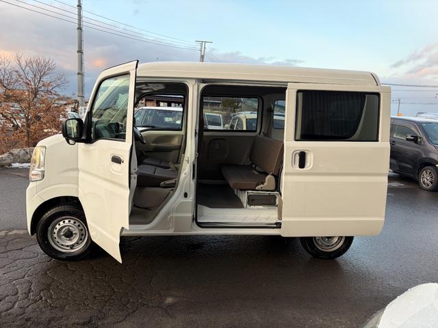 エブリイ ＰＡ　チヨイ乗車　４ＷＤ　ＡＴ　純正ラジオ　両側スライドドア　スペアキー（21枚目）