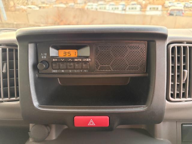 エブリイ ＰＡ　チヨイ乗車　４ＷＤ　ＡＴ　純正ラジオ　両側スライドドア　スペアキー（9枚目）