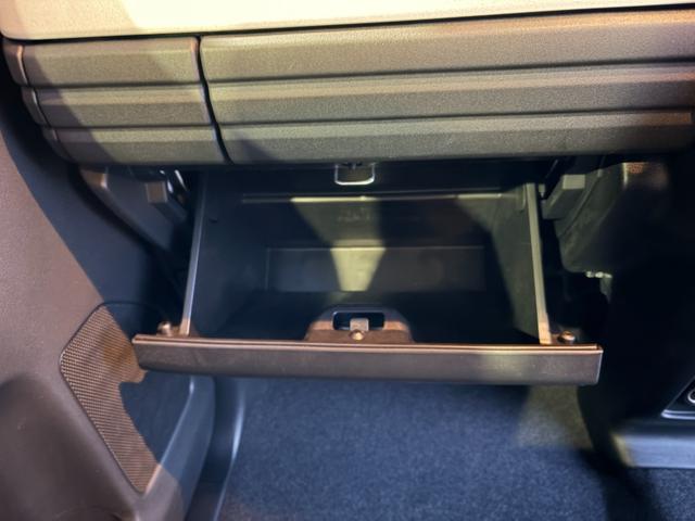 スペーシア ハイブリッドＧ　チヨイ乗車　４ＷＤ　ＣＶＴ　両側スライドドア　ＬＥＤヘッドライト　シートヒーター　スペアキー　プッシュスタート（13枚目）