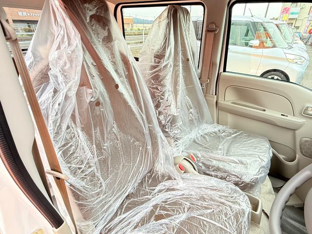 エブリイ ＰＡリミテッド　４ＷＤ　両側スライドドア　クリアランスソナー　レーンアシスト　衝突被害軽減システム　キーレスエントリー　アイドリングストップ　ＣＶＴ　盗難防止システム　ＡＢＳ　ＥＳＣ　衝突安全ボディ　エアコン（29枚目）