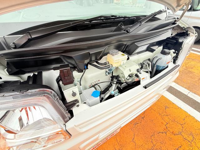 エブリイ ＰＡリミテッド　４ＷＤ　両側スライドドア　クリアランスソナー　レーンアシスト　衝突被害軽減システム　キーレスエントリー　アイドリングストップ　ＣＶＴ　盗難防止システム　ＡＢＳ　ＥＳＣ　衝突安全ボディ　エアコン（44枚目）