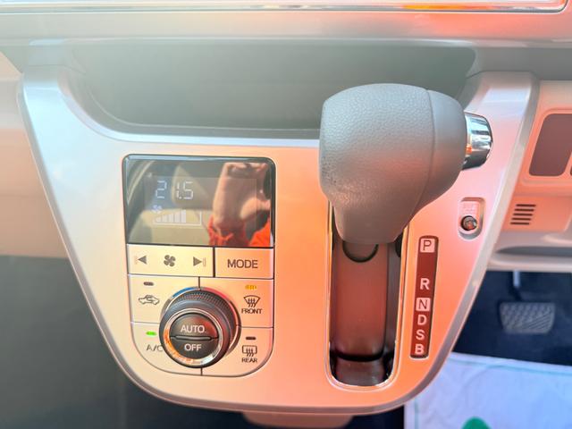 発進時や後退時に必ず操作するレバーです。操作のしやすさが肝になってきます。ぜひ一度体感してください。