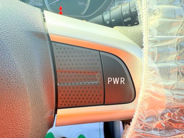 ご覧頂きまして誠に有難うございます!!是非ご来店して頂き、実際にご覧になって頂ければと思います。お客様からのご連絡をスタッフ一同、心よりお待ちしております